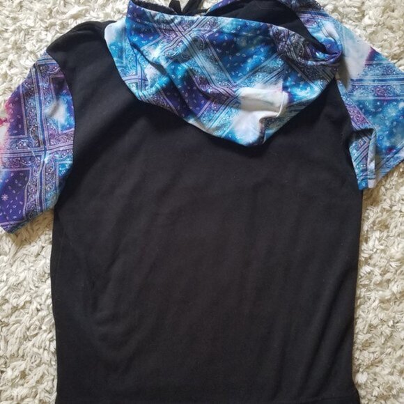 Five by Five Masterpiece Sweaters Short Sleeve Tie-dye Hoodie - Picture 5 of 6